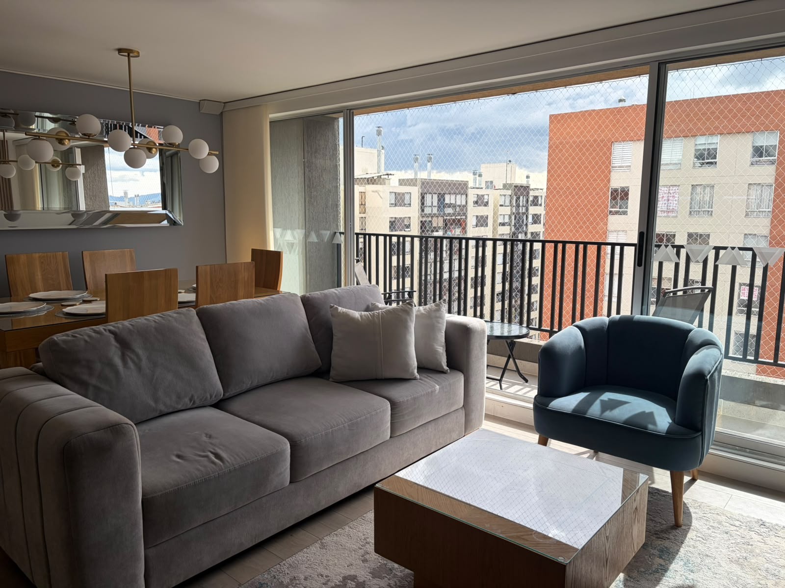 Apartamento de 3 habitaciones en venta en Engativá, Bogotá — imagen 1 de 22