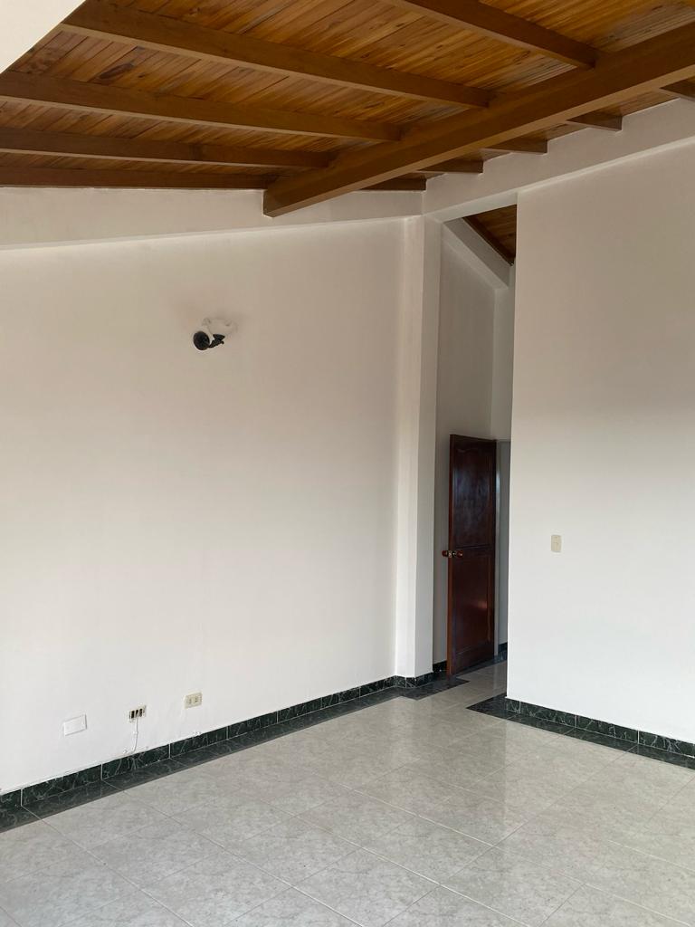 Apartamento en venta en Las Americas, Bogotá · foto 17 de 19