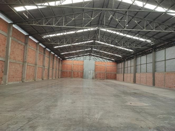 Bodega en arriendo en San Jose, Mosquera, 1148 m² · foto 4 de 4
