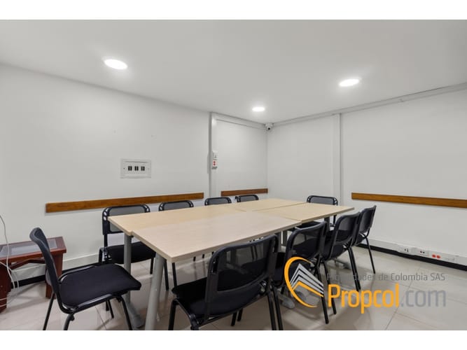 Casa de 6 alcobas en venta en Chico, Bogotá, 344 m² · foto 5 de 19