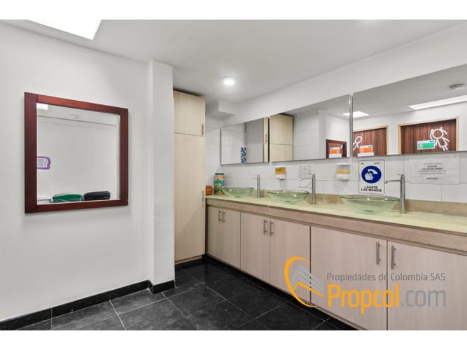 Casa de 6 alcobas en venta en Chico, Bogotá, 344 m² · foto 7 de 19