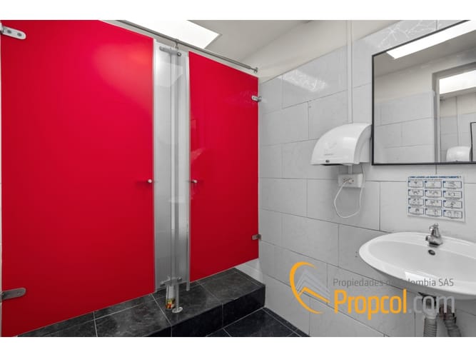 Casa de 6 alcobas en venta en Chico, Bogotá, 344 m² · foto 14 de 19