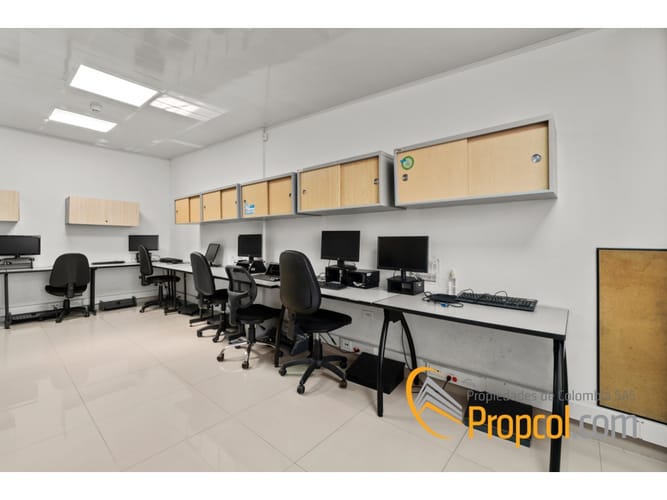 Casa de 6 alcobas en venta en Chico, Bogotá, 344 m² · foto 18 de 19
