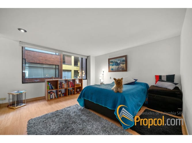 Apartamento de 3 alcobas en venta en Chico Norte, Bogotá, 192 m² · foto 9 de 12