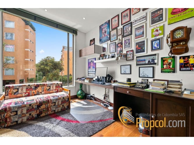 Apartamento de 4 alcobas en venta en Cerros De Niza, Bogotá, 274 m² · foto 7 de 18