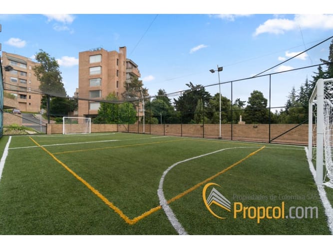 Apartamento de 4 alcobas en venta en Cerros De Niza, Bogotá, 274 m² · foto 18 de 18