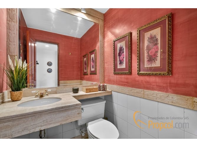 Casa de 3 alcobas en venta en Colinas De Suba, Bogotá, 265 m² · foto 5 de 17