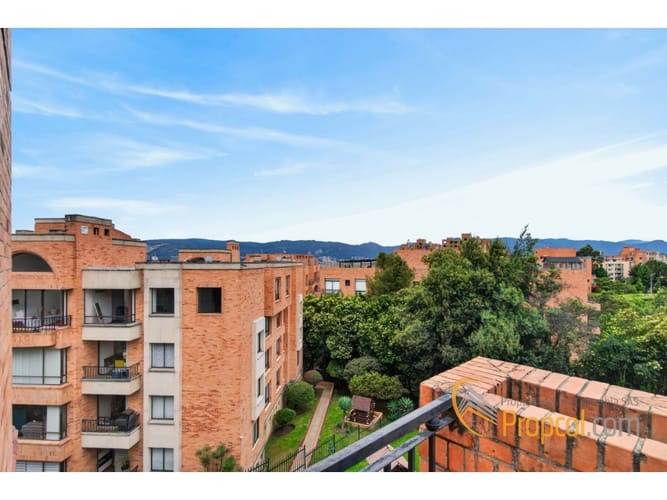 Casa de 3 alcobas en venta en Colinas De Suba, Bogotá, 265 m² · foto 13 de 17