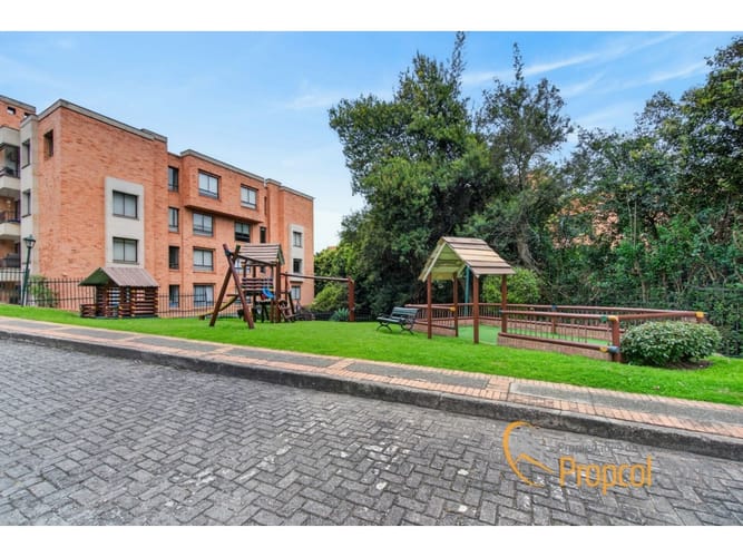 Casa de 3 alcobas en venta en Colinas De Suba, Bogotá, 265 m² · foto 17 de 17