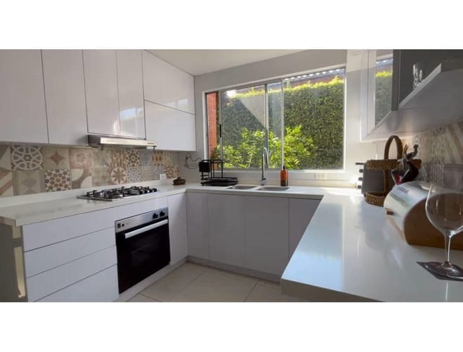 Casa de 3 alcobas en venta en Alfaguara, Jamundí, 228 m² · foto 7 de 14