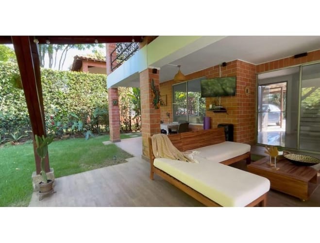 Casa de 3 alcobas en venta en Alfaguara, Jamundí, 228 m² · foto 13 de 14