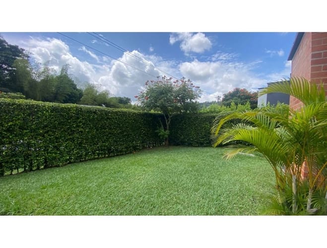Casa de 3 alcobas en venta en Alfaguara, Jamundí, 174 m² · foto 5 de 11