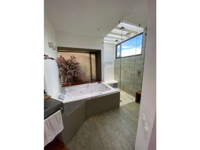 Casa de 3 alcobas en venta en El Centro, Rionegro, 339 m² · foto 6 de 9