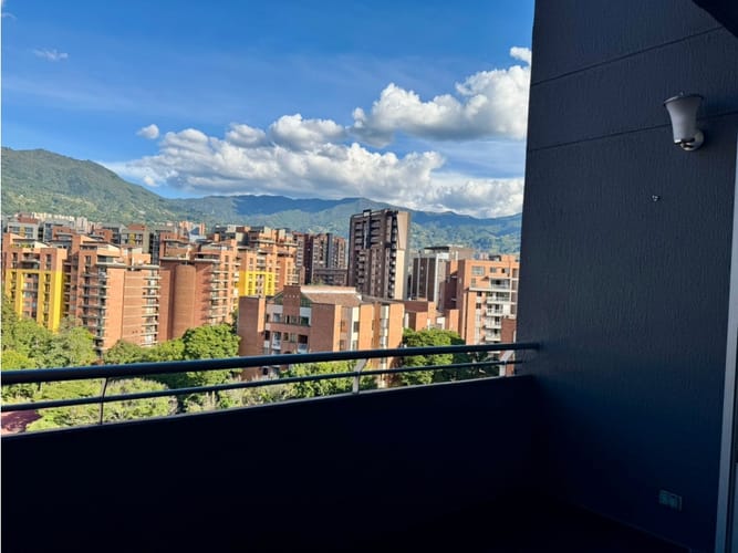 Apartamento de 3 alcobas en venta en Otraparte, Medellín, 160 m² · foto 8 de 24