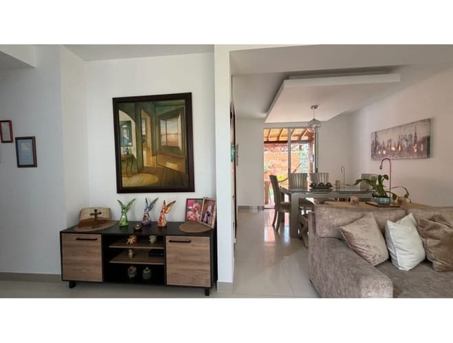 Casa de 4 alcobas en venta en Cinco Soles, Jamundí, 170 m² · foto 2 de 18
