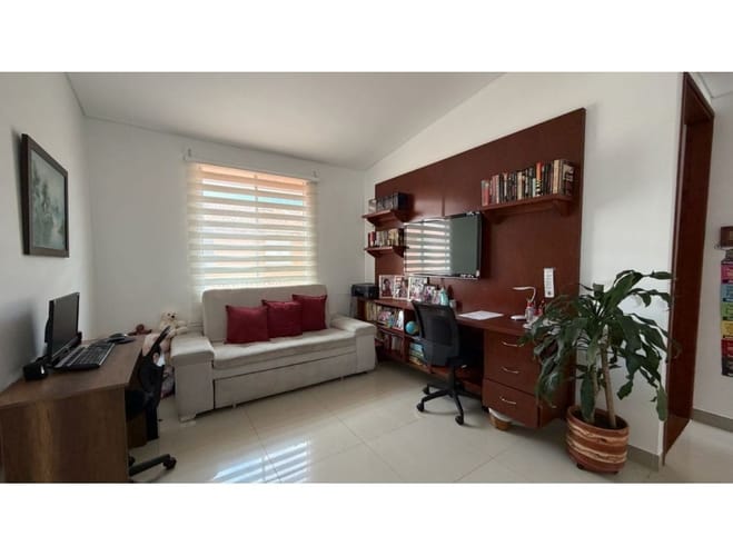 Casa de 4 alcobas en venta en Cinco Soles, Jamundí, 170 m² · foto 8 de 18