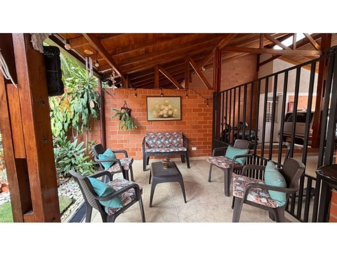 Casa de 4 alcobas en venta en Cinco Soles, Jamundí, 170 m² · foto 17 de 18