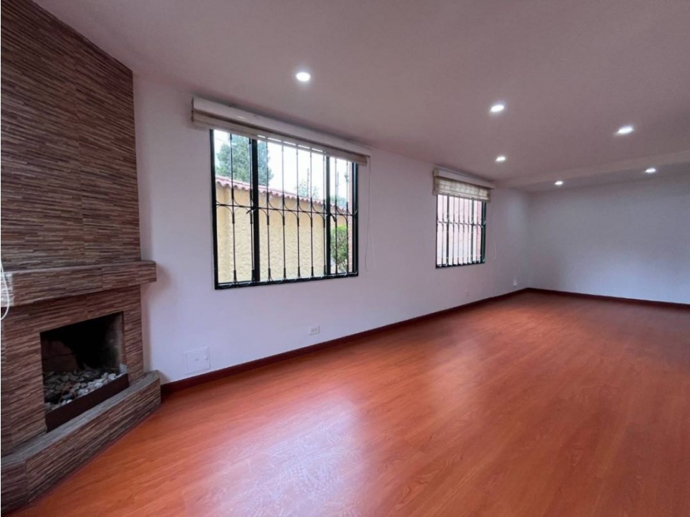 Casa en venta en El Rodeo, La Calera · foto 4 de 24