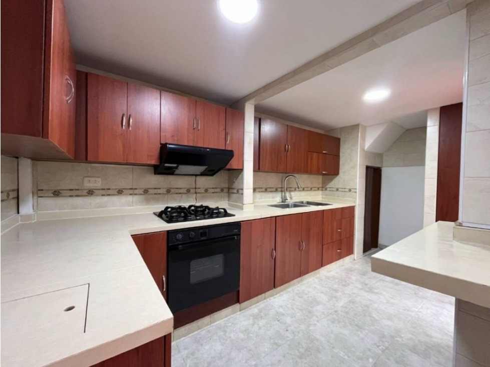 Casa en venta en El Rodeo, La Calera · foto 8 de 24