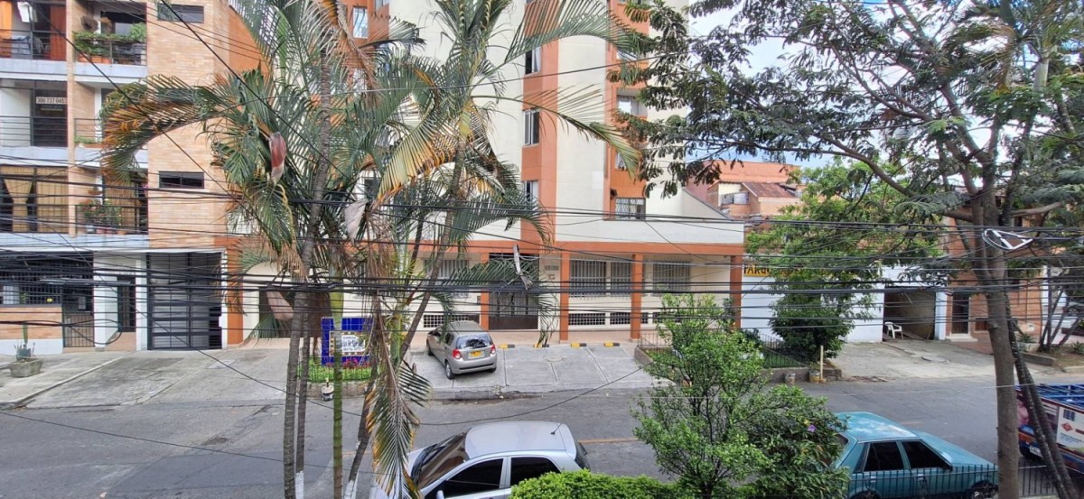 Apartamento en venta en Calasanz, Medellín · foto 7 de 8