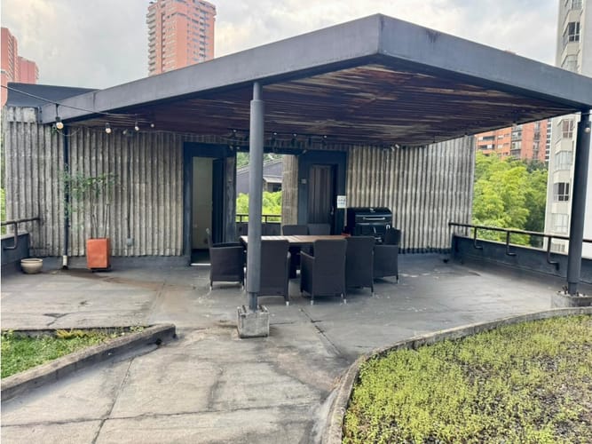 Oficina en venta en El Poblado, Medellín, 119 m² · foto 5 de 21