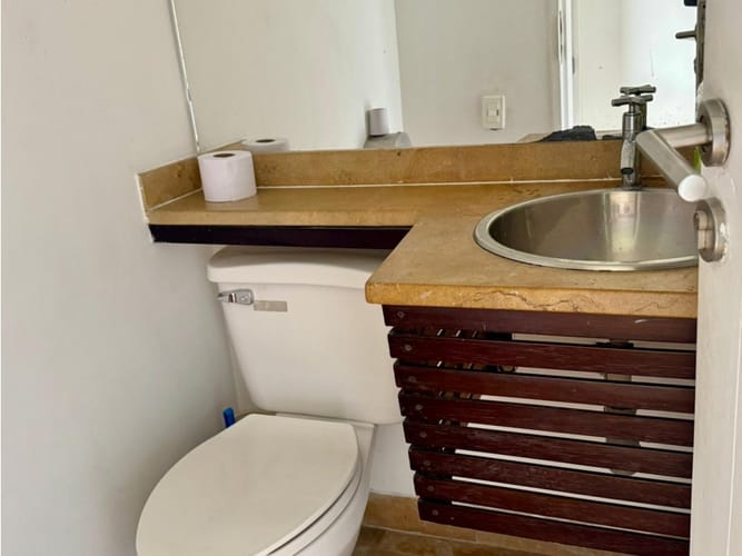 Oficina en venta en El Poblado, Medellín, 119 m² · foto 17 de 21