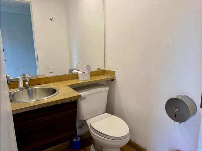Oficina en venta en El Poblado, Medellín, 119 m² · foto 21 de 21