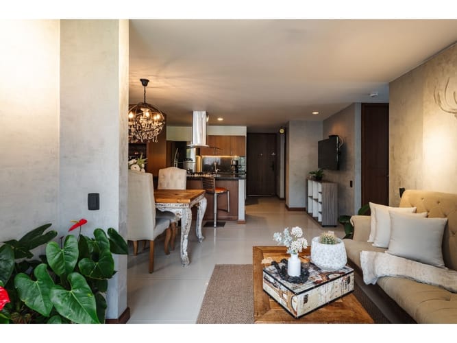 Apartamento de 2 alcobas en arriendo en Loma Del Indio, Medellín, 76 m² · foto 5 de 16