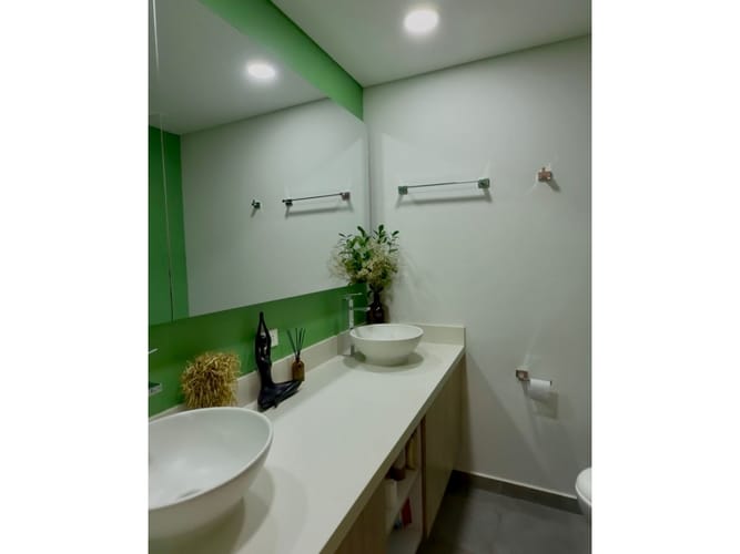 Apartamento de 2 alcobas en venta en Vía Las Palmas, Medellín, 130 m² · foto 8 de 24