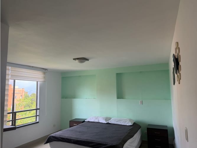 Apartamento de 4 alcobas en arriendo en Los Balsos, Medellín, 132 m² · foto 6 de 12