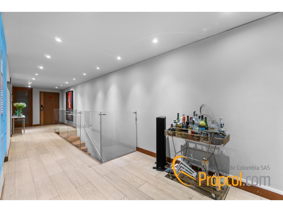 Apartamento en venta en El Chico, Bogotá · foto 3 de 17