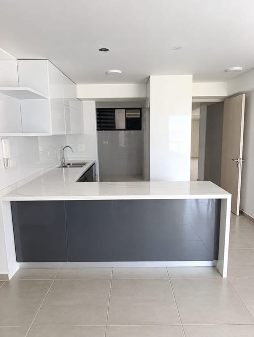 Apartamento de 3 alcobas en venta en Cañaveral, Floridablanca, 79 m² · foto 2 de 8