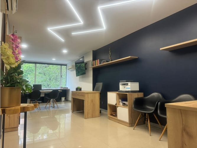 Oficina en venta en Villa Carlota, Medellín, 40 m² · foto 2 de 10