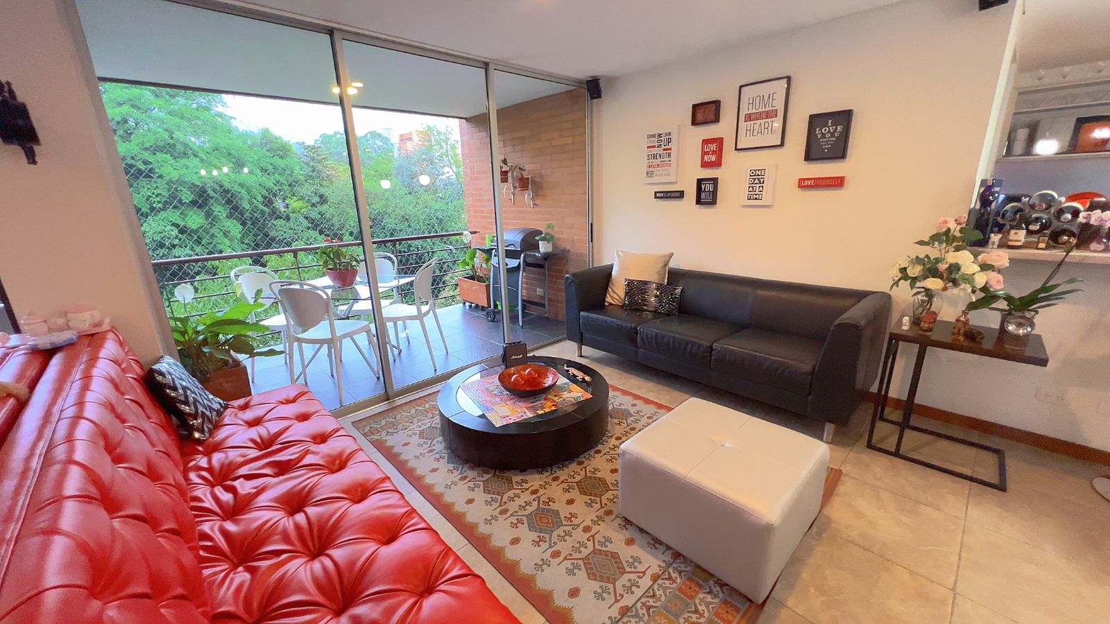 Apartamento en venta en La Candelaria, Medellín · foto 5 de 12