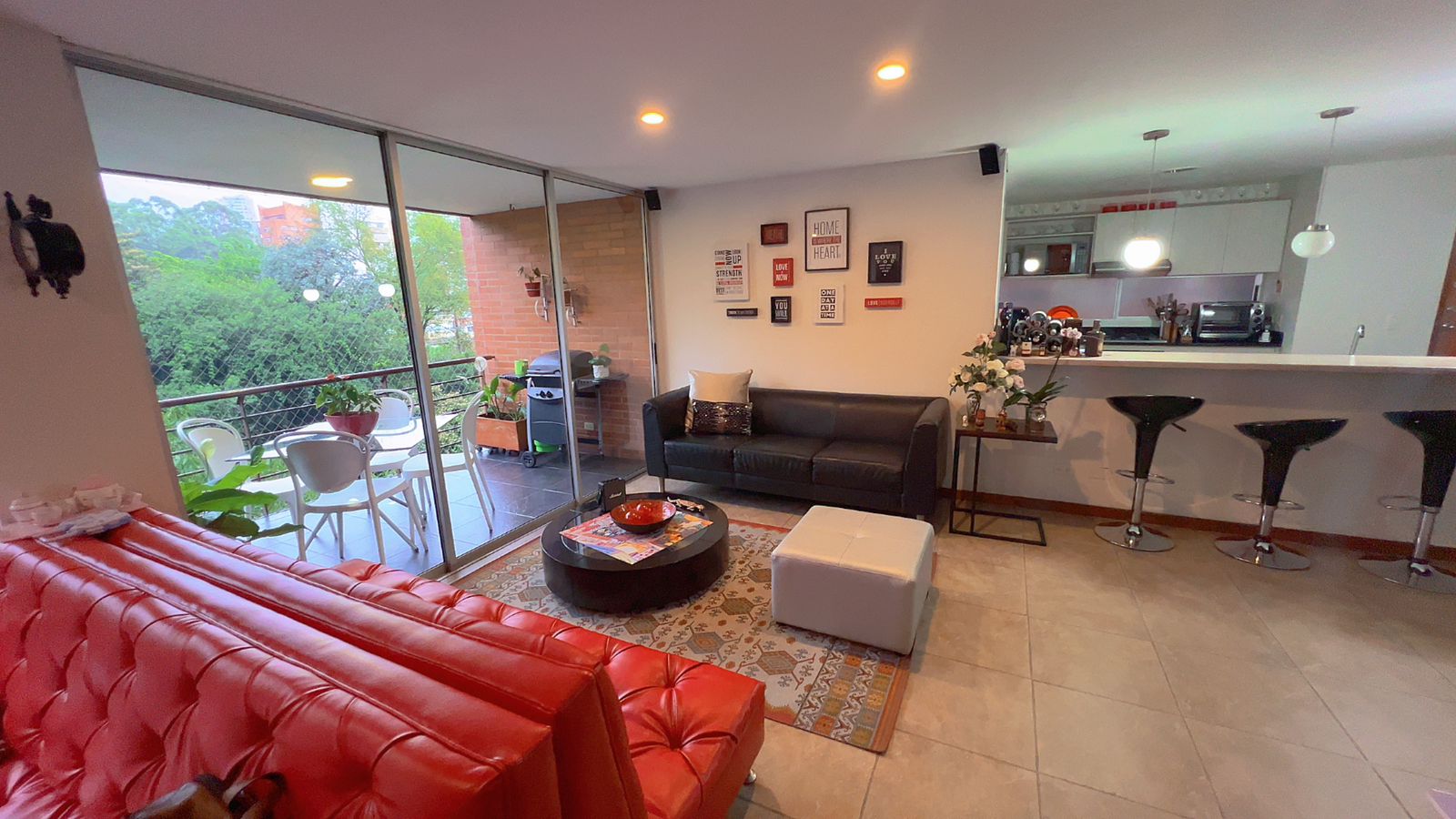Apartamento en venta en La Candelaria, Medellín · foto 6 de 12