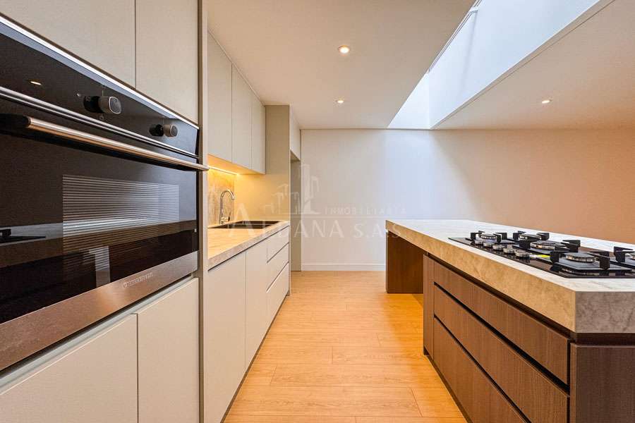Apartamento en venta en El Virrey, Bogotá · foto 3 de 12