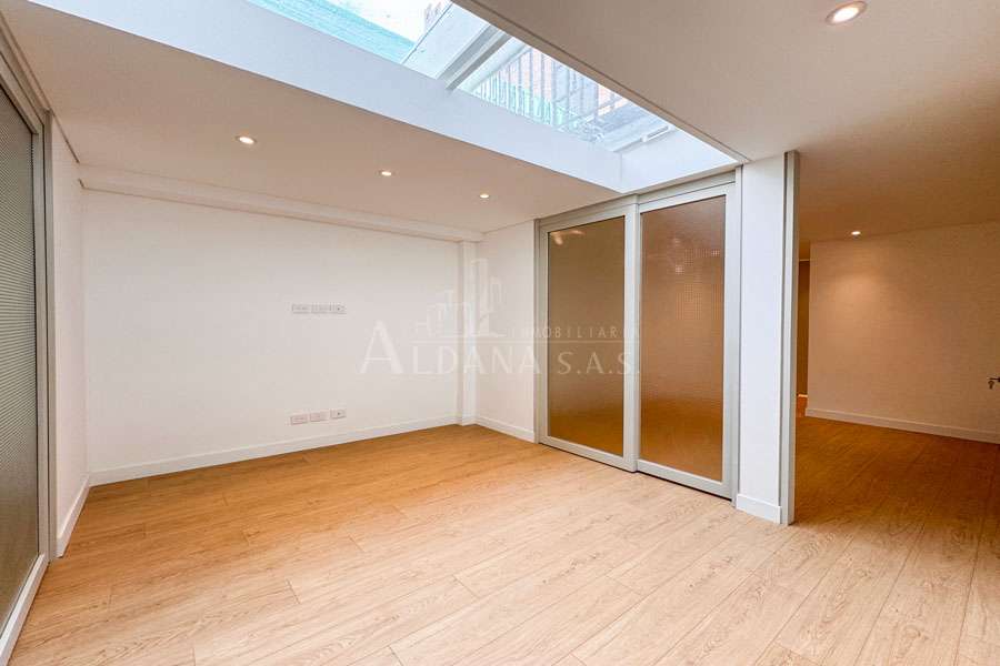 Apartamento en venta en El Virrey, Bogotá · foto 6 de 12