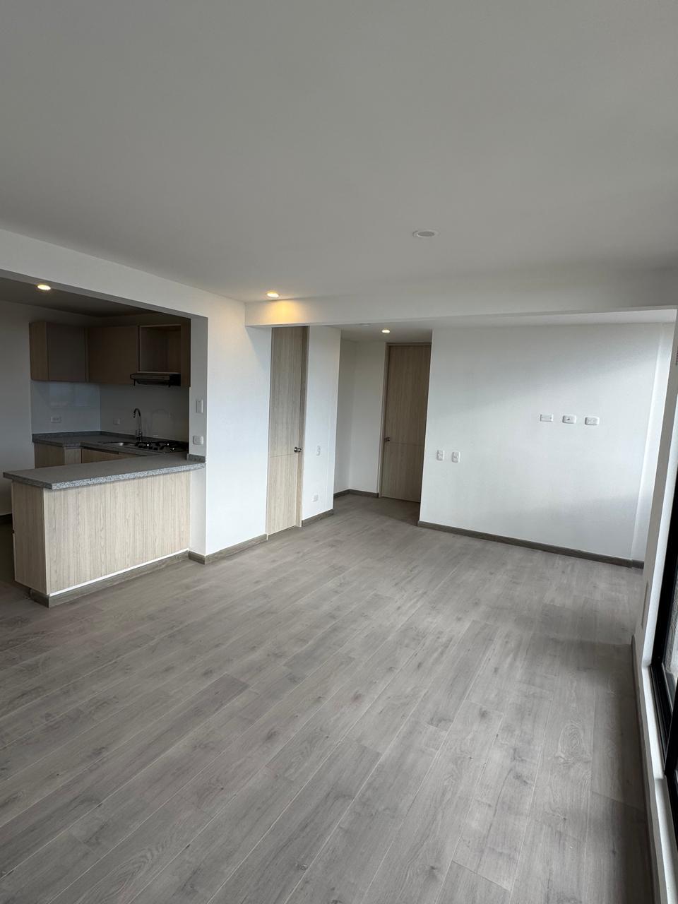 Apartamento en venta en Lagos De Torca, Bogotá · foto 3 de 11