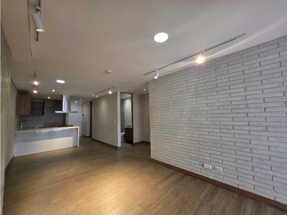 Apartamento en arriendo en Ciudad Del Río, Medellín · foto 2 de 6