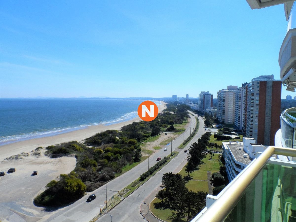 Apartamento en Alquiler, Mansa, Punta del Este, 3 Dormitorios. · Foto 12