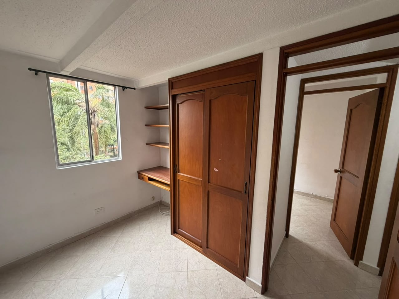 Apartamento en venta en Los Colores, Medellín · foto 8 de 14