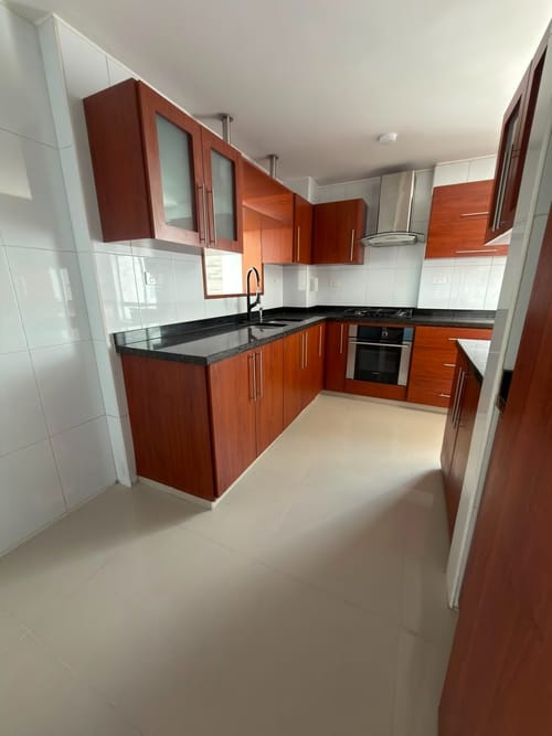 Apartamento de 3 alcobas en venta en Lagos Del Cacique, Bucaramanga, 120 m² · foto 3 de 12