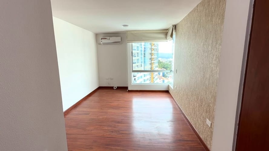 Apartamento de 3 alcobas en venta en Lagos Del Cacique, Bucaramanga, 120 m² · foto 10 de 12