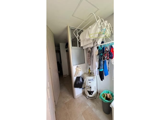 Apartamento de 3 alcobas en venta en La Linde, Medellín, 144 m² · foto 6 de 24