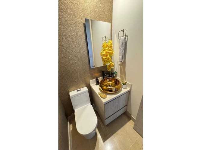 Apartamento de 3 alcobas en venta en La Linde, Medellín, 144 m² · foto 10 de 24