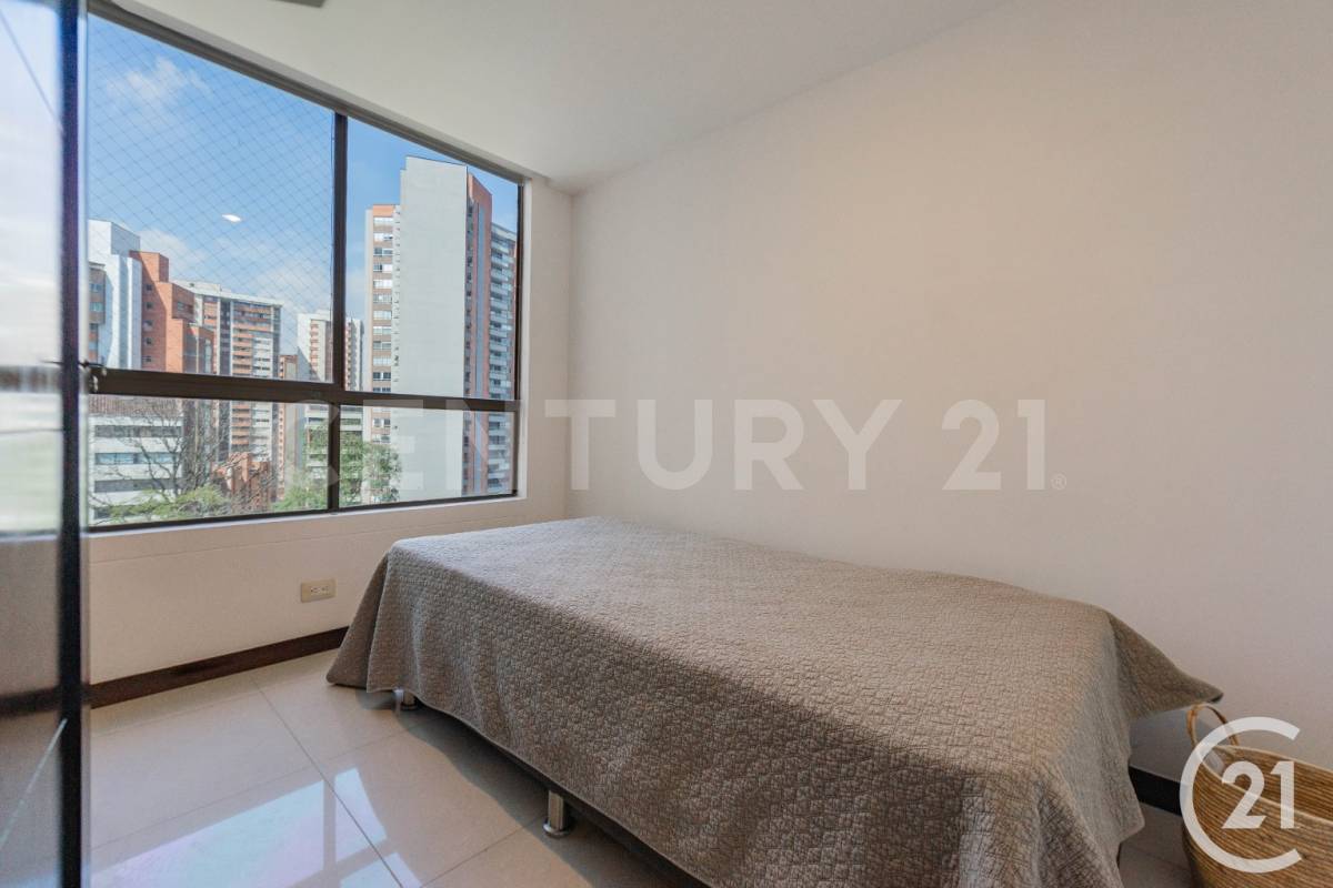 Apartamento en arriendo en El Poblado, Medellín · foto 10 de 23