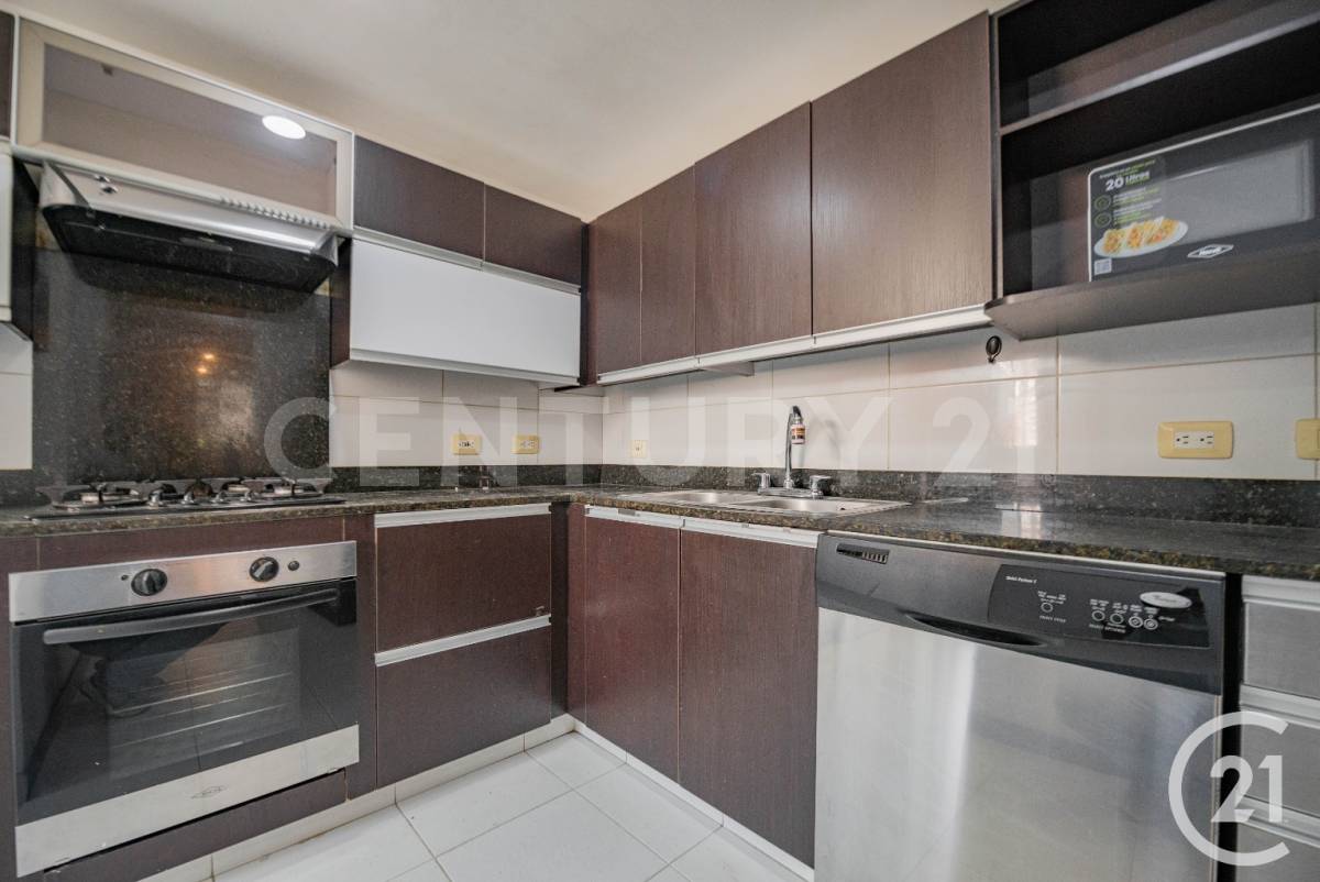 Apartamento en arriendo en El Poblado, Medellín · foto 13 de 23