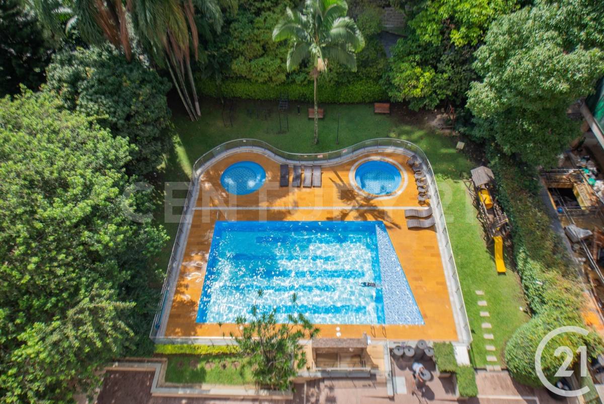 Apartamento en arriendo en El Poblado, Medellín · foto 14 de 23