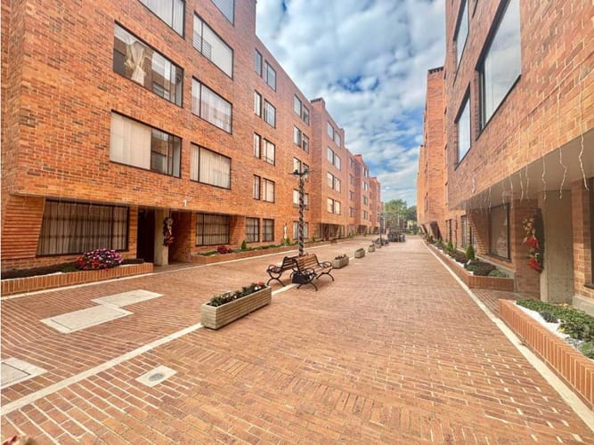 Apartamento en venta en Colina Campestre, Bogotá · foto 2 de 24
