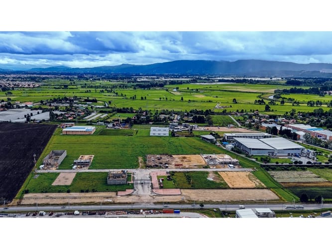 Lote en venta en Siberia, Cota, 3723 m² · foto 20 de 22